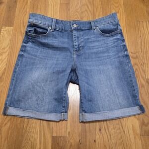 Talbots 9" Flawless 5 Pocket Cuffed Hem Boyfriend Short Medium Wash Blue Size 10